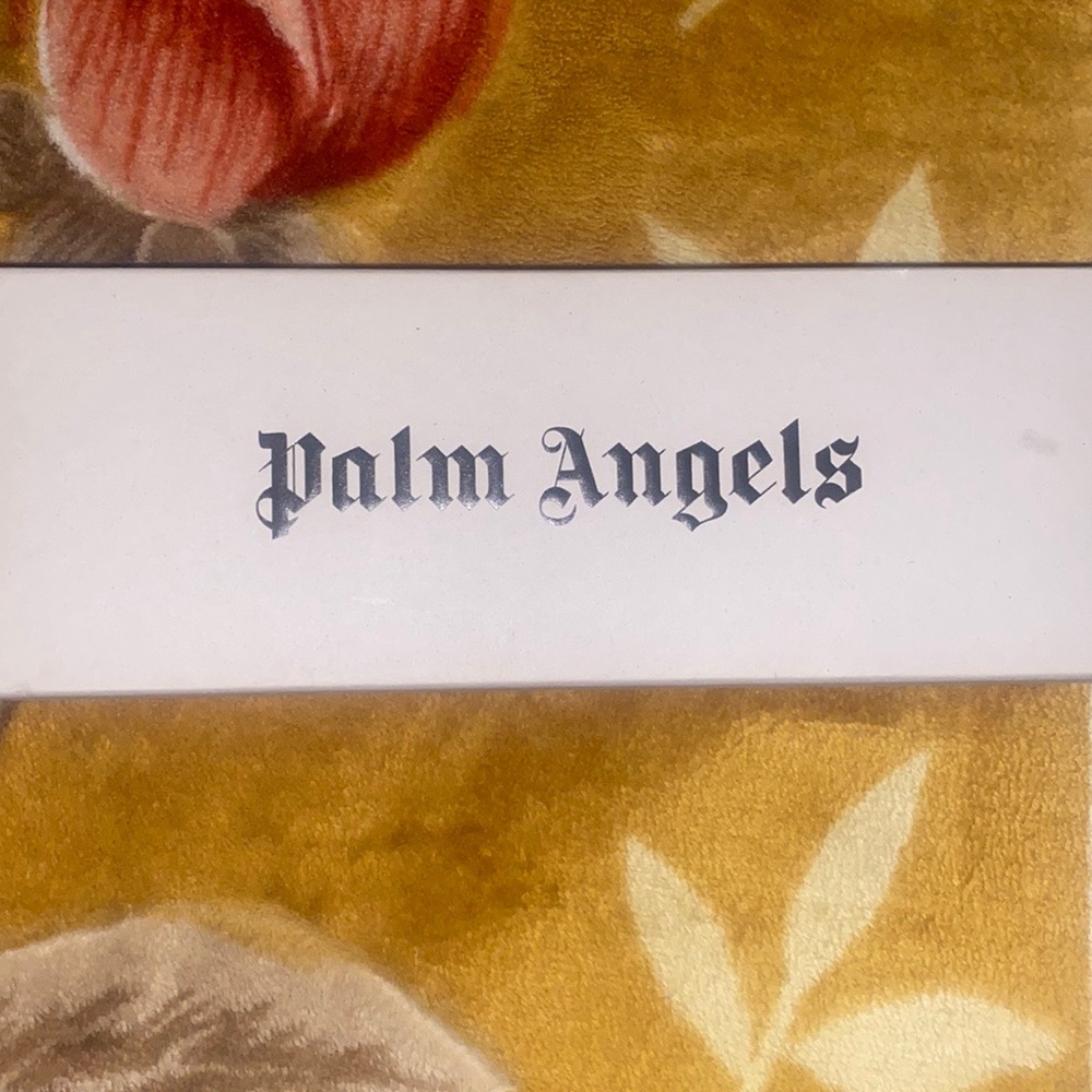 Empty palm angels slides Shoe Box
Size 42 Replacement Box